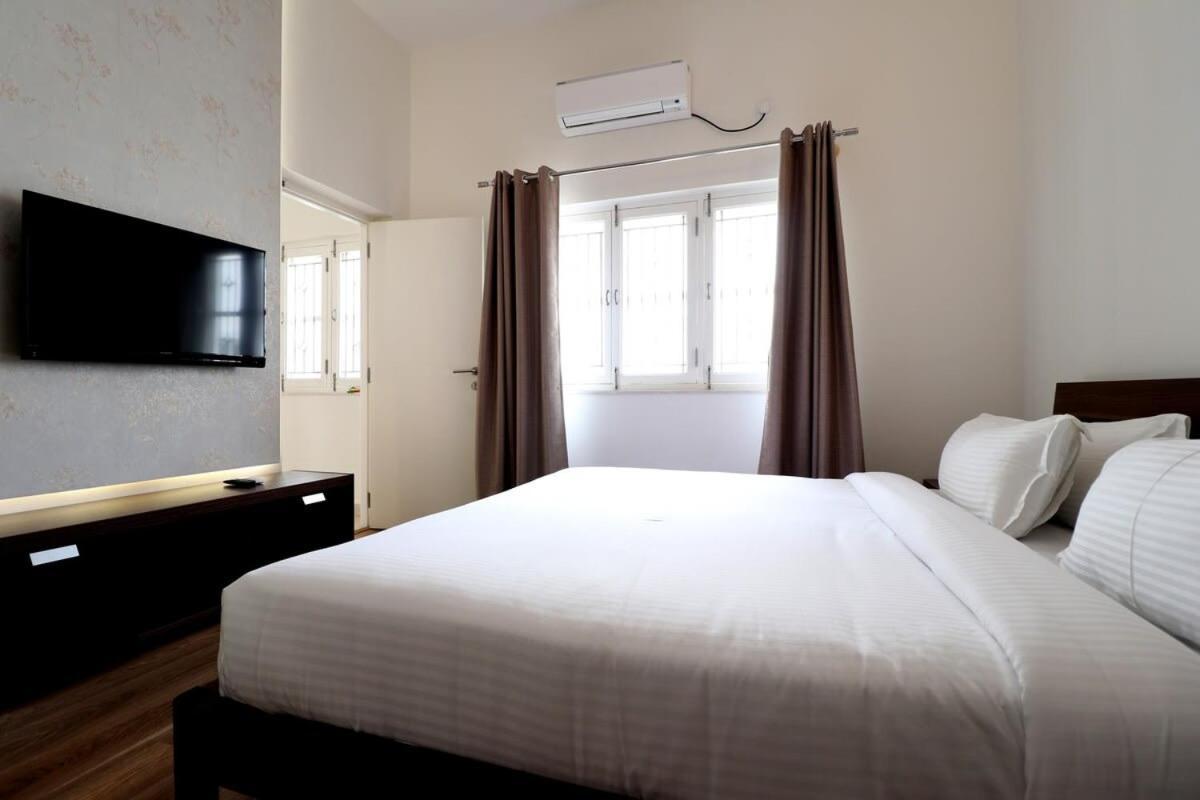 Welcome To Serenity-Luxury Villa At Prestige Augusta Golf Village บังกาลอร์ ภายนอก รูปภาพ